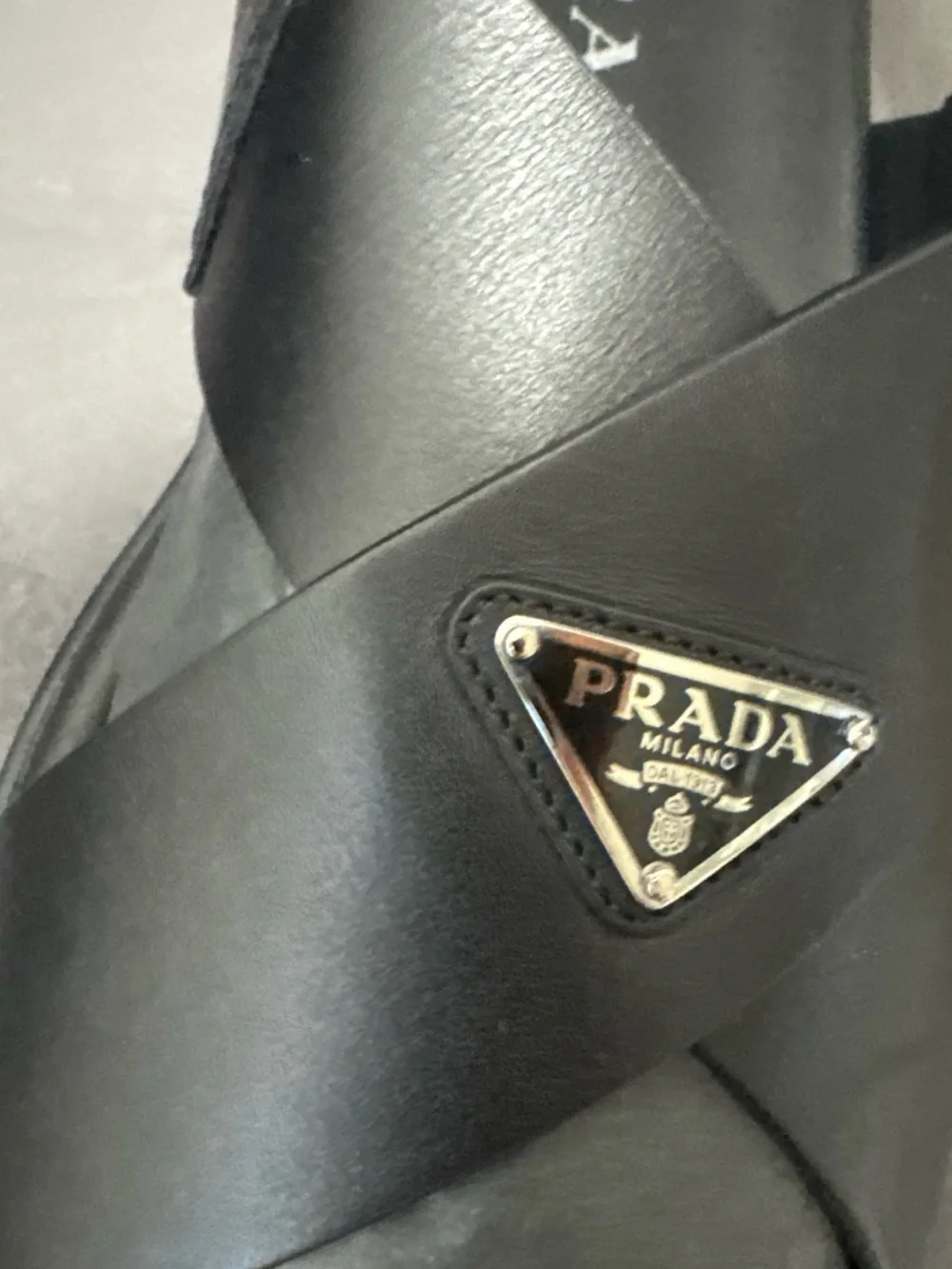 New   Prada Logo Men’s  Leather Crisscross Sport Sandals. Sz 7UK / 8US.  $850